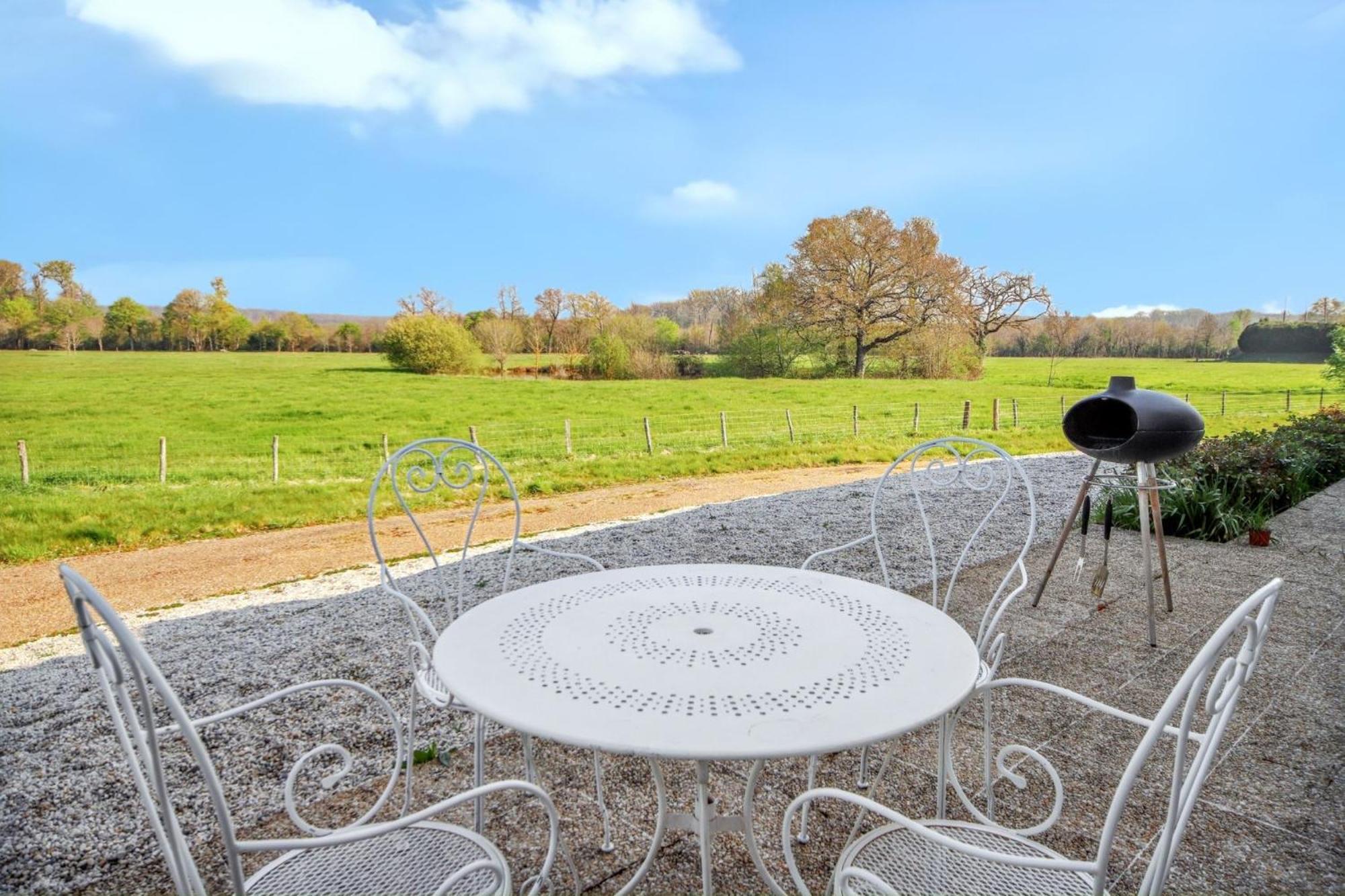 Appartement Cosy A Mont Pres Chambord 100 M² Terrasse Exterior foto